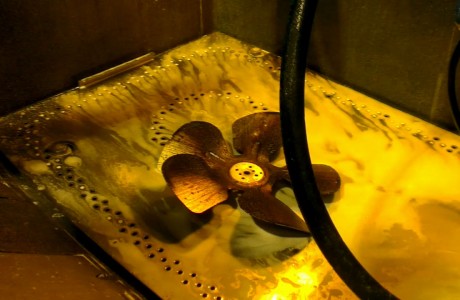 propeller washing with torrent 500 parts cleaner